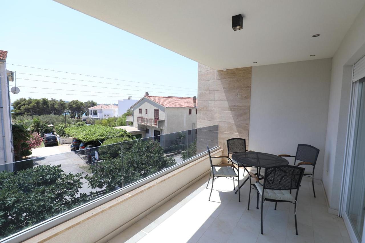 Smil'E Apartments Vodice Ngoại thất bức ảnh